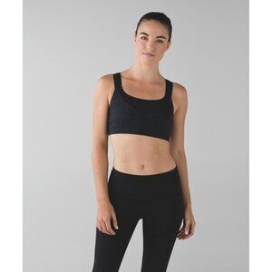 Lululemon On Your Way Sports Bra Desert Snakeskin pattern Deep Coal Black